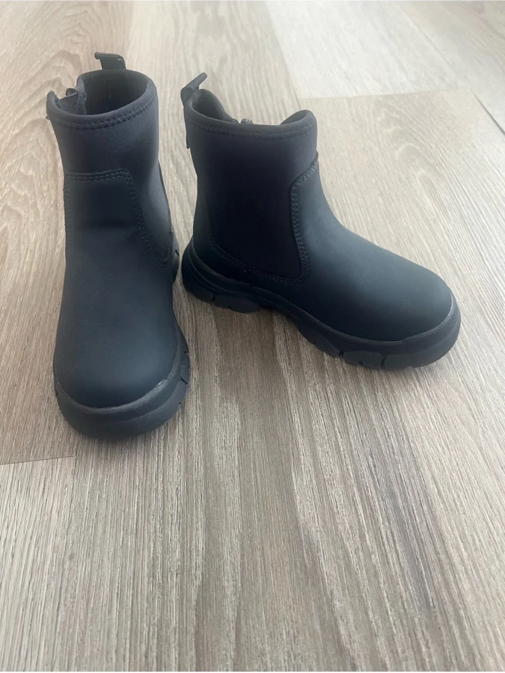 Zara Kids Black Chelsea Boots - Sleek Waterproof Style